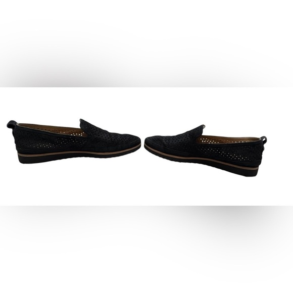 Women’s Franco Sarto Black Hadrea Slip-On Suede Perforated Loafers: Size 8.5M - Picture 9 of 11
